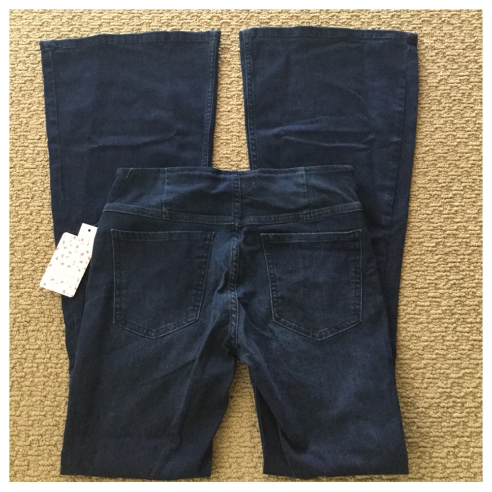 Free People Penny Pull On Flared Jeans. NWT. - Picture 6 of 7